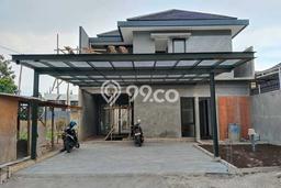 Jual Rumah Mewah Elegan Dengan View Eksklusif di Setiabudi, Bandung Jual Rumah Mewah Elegan Dengan View Eksklusif di Setiabudi, Bandung