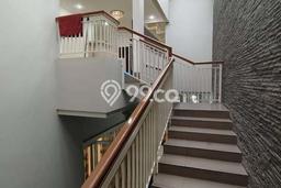 Dijual Rumah Premium dengan Fasilitas Sekitar Lengkap di Antapani, Bandung Dijual Rumah Premium dengan Fasilitas Sekitar Lengkap di Antapani, Bandung