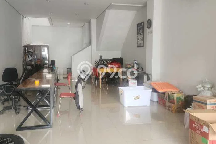 Ruko untuk disewa di Lengkong punya LT 120m2 & LB 200m2 harga sewa kompetitif Ruko untuk disewa di Lengkong punya LT 120m2 & LB 200m2 harga sewa kompetitif