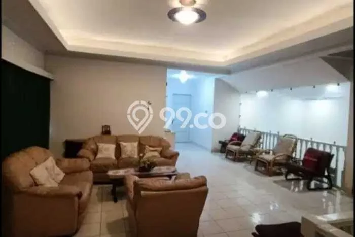 Rumah Modern 7 KT di Sayap Dago Bandung Unfurnished Rumah Modern 7 KT di Sayap Dago Bandung Unfurnished