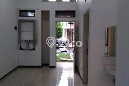Disewakan! Rumah 2 Kamar Tidur &
1 Kamar Mandi di Kota Baru Parahyangan, Bandung Disewakan! Rumah 2 Kamar Tidur &
1 Kamar Mandi di Kota Baru Parahyangan, Bandung