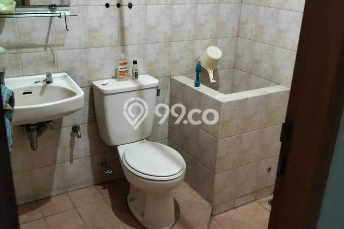 For Sale Rumah 2 Kamar Lokasi Strategis Bagus dan Strategis di Batununggal For Sale Rumah 2 Kamar Lokasi Strategis Bagus dan Strategis di Batununggal
