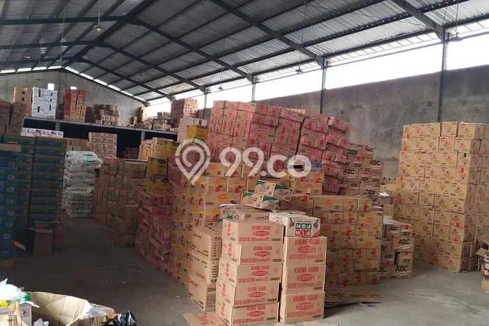 Gudang untuk disewa di Sumedang Selatan punya LT 1800m2 & LB 1000m2 harga sewa kompetitif Gudang untuk disewa di Sumedang Selatan punya LT 1800m2 & LB 1000m2 harga sewa kompetitif
