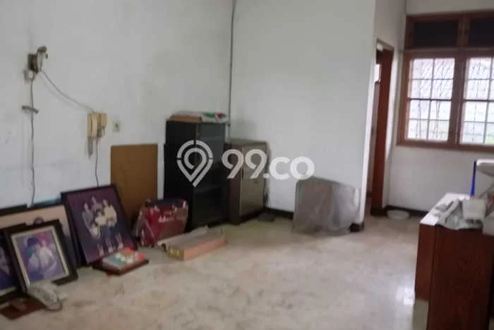 Rumah Mewah LB 320m2 Siap Pakai Desain Elegan di Cikutra, Bandung Rumah Mewah LB 320m2 Siap Pakai Desain Elegan di Cikutra, Bandung