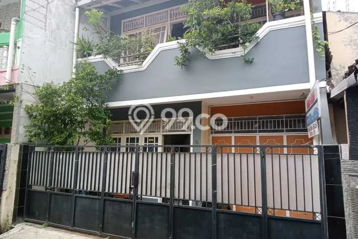 Dijual Hunian Rumah Terawat 4 KT di Cipinang, Jakarta Timur Dijual Hunian Rumah Terawat 4 KT di Cipinang, Jakarta Timur