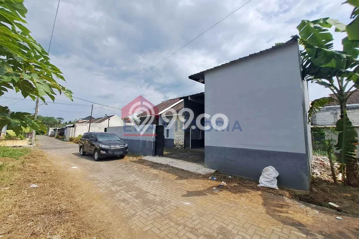 Unit Gudang Dijual di Kepanjen Malang 115m2 Unit Gudang Dijual di Kepanjen Malang 115m2