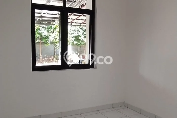 Lokasi terbaik! Rumah siap pakai disewakan di Pondok Aren LB 111m2 Lokasi terbaik! Rumah siap pakai disewakan di Pondok Aren LB 111m2