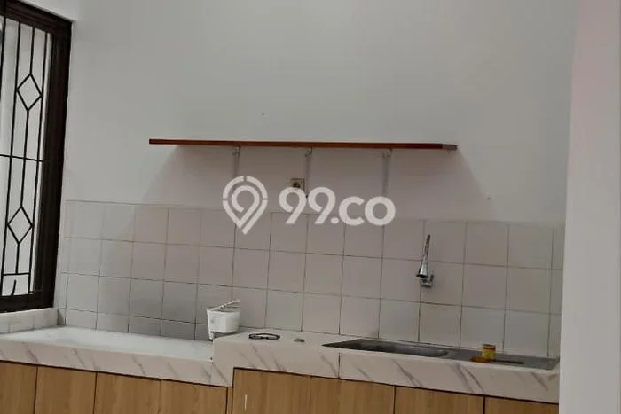 Rumah sewa siap huni 4 KT di Bintaro, Tangerang Selatan Rumah sewa siap huni 4 KT di Bintaro, Tangerang Selatan