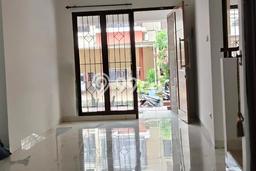 Rumah sewa siap huni 4 KT di Bintaro, Tangerang Selatan Rumah sewa siap huni 4 KT di Bintaro, Tangerang Selatan