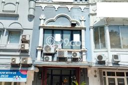 Ruko Dijual di BSD Tangerang Selatan dengan Luas Bangunan 108m2 Ruko Dijual di BSD Tangerang Selatan dengan Luas Bangunan 108m2