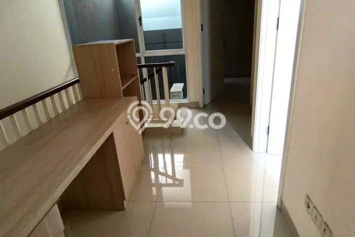 Lokasi strategis! Rumah siap pakai dikontrakkan di Pondok Aren LB 98m2 Lokasi strategis! Rumah siap pakai dikontrakkan di Pondok Aren LB 98m2
