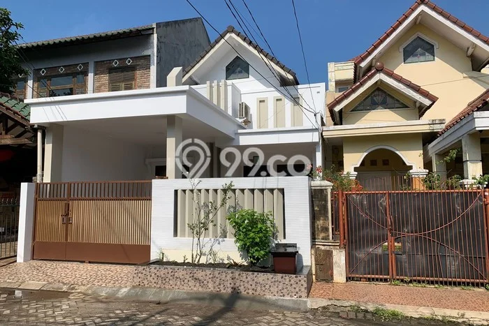 Rumah Strategis Modern Lb 150m2 di Pondok Aren, Tangerang Selatan Rumah Strategis Modern Lb 150m2 di Pondok Aren, Tangerang Selatan