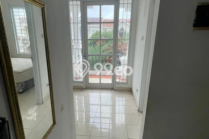 Disewakan! Rumah 2 Kamar Tidur &
1 Kamar Mandi di Citra Grand, Jakarta Timur Disewakan! Rumah 2 Kamar Tidur &
1 Kamar Mandi di Citra Grand, Jakarta Timur
