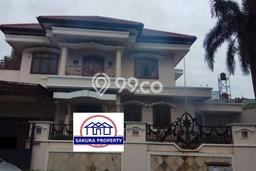 Hunian Super Mewah dengan Akses Paling Strategis di Raffles Hills, Jakarta Timur Hunian Super Mewah dengan Akses Paling Strategis di Raffles Hills, Jakarta Timur
