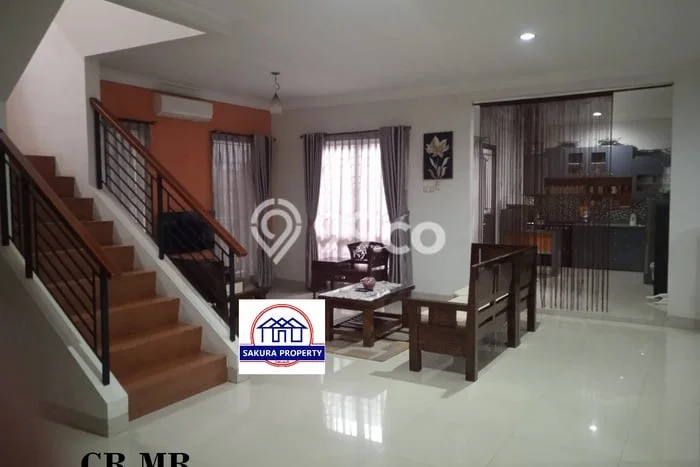 Disewakan Rumah Murah di Cibubur Jakarta Timur dengan 4 Kamar Tidur Disewakan Rumah Murah di Cibubur Jakarta Timur dengan 4 Kamar Tidur