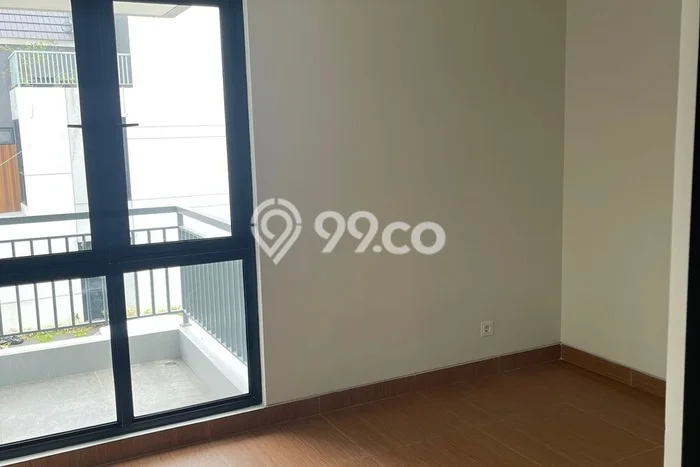 Rumah Kontrakan Jakarta Timur LT 121m2 LB 162m2 Kawasan Cibubur Rumah Kontrakan Jakarta Timur LT 121m2 LB 162m2 Kawasan Cibubur