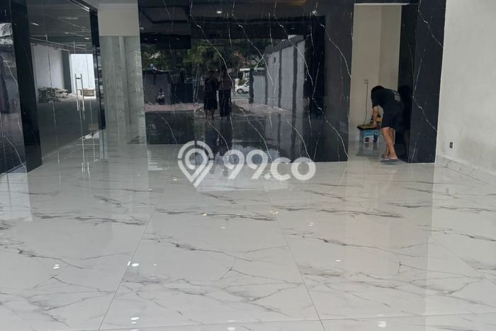 Unit Komersial Dijual di Menteng Jakarta Pusat Luas Bangunan 3500m2 Unit Komersial Dijual di Menteng Jakarta Pusat Luas Bangunan 3500m2
