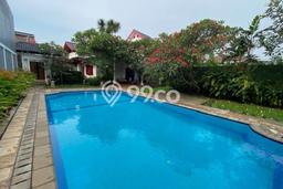 Dijual Rumah Mewah Elegan Dengan View Cantik di Condet, Jakarta Timur Dijual Rumah Mewah Elegan Dengan View Cantik di Condet, Jakarta Timur