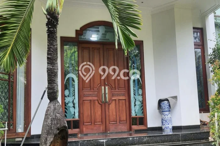 Hunian Mewah Dijual LT 1117m2 di Kelapa Gading, Jakarta Utara Hunian Mewah Dijual LT 1117m2 di Kelapa Gading, Jakarta Utara