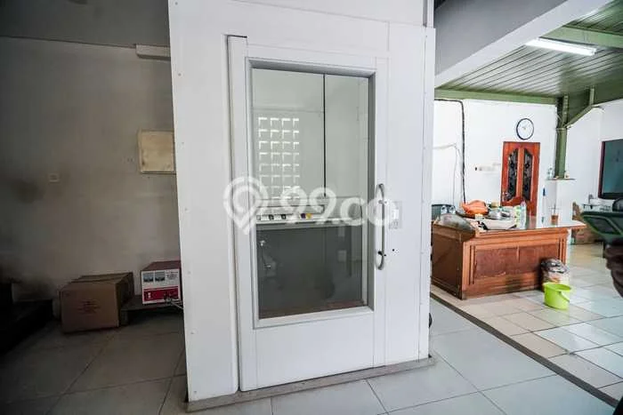 Gudang Bagus Dijual LB 4000m2 Lokasi Strategis Jakarta Utara Area Cocok untuk Bisnis Gudang Bagus Dijual LB 4000m2 Lokasi Strategis Jakarta Utara Area Cocok untuk Bisnis