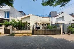 Rumah Elit Modern Tanpa Renovasi di Sunter Jakarta Utara Rumah Elit Modern Tanpa Renovasi di Sunter Jakarta Utara