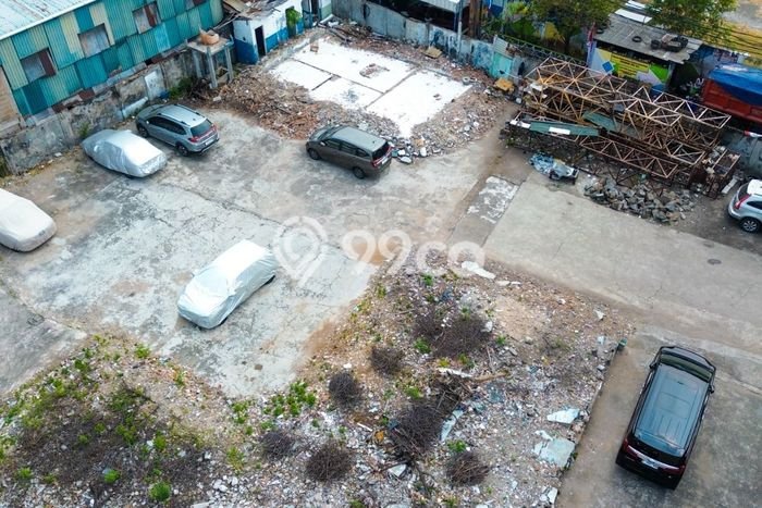 Tanah Dijual di Jakarta Timur Seluas 2300m2 Strategis Tanah Dijual di Jakarta Timur Seluas 2300m2 Strategis
