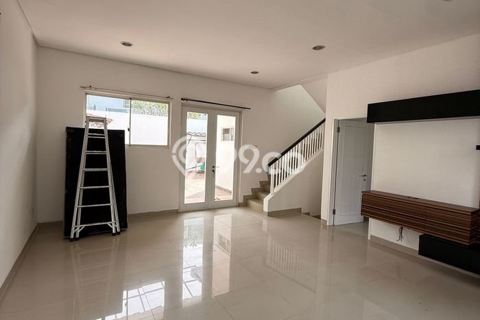 Dijual Rumah Modern 3 KT di BSD Residence One, Tangerang Dijual Rumah Modern 3 KT di BSD Residence One, Tangerang