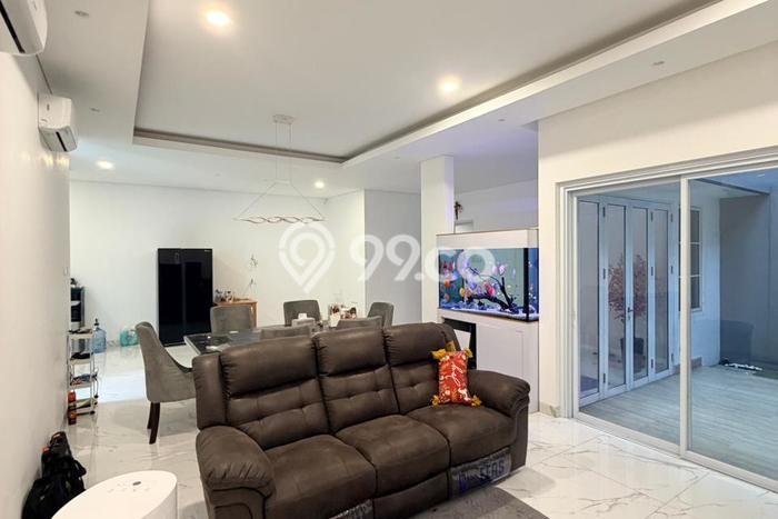 Dijual Rumah Luas Megah Dengan View Cantik di Gading Serpong Andalucia, Tangerang Dijual Rumah Luas Megah Dengan View Cantik di Gading Serpong Andalucia, Tangerang