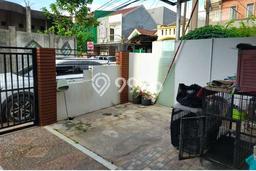 For Sale Rumah 4 Kamar Lokasi Ideal Nyaman dan Strategis di Tangerang For Sale Rumah 4 Kamar Lokasi Ideal Nyaman dan Strategis di Tangerang