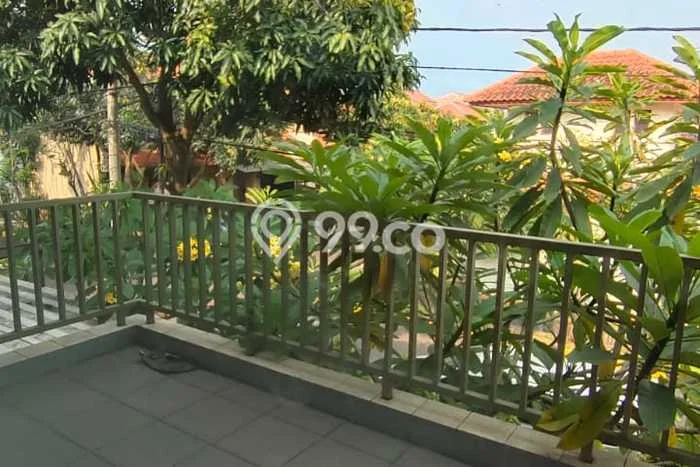 Rumah Luas Asri 4 KT Siap Pakai di Lippo Karawaci Tangerang Rumah Luas Asri 4 KT Siap Pakai di Lippo Karawaci Tangerang
