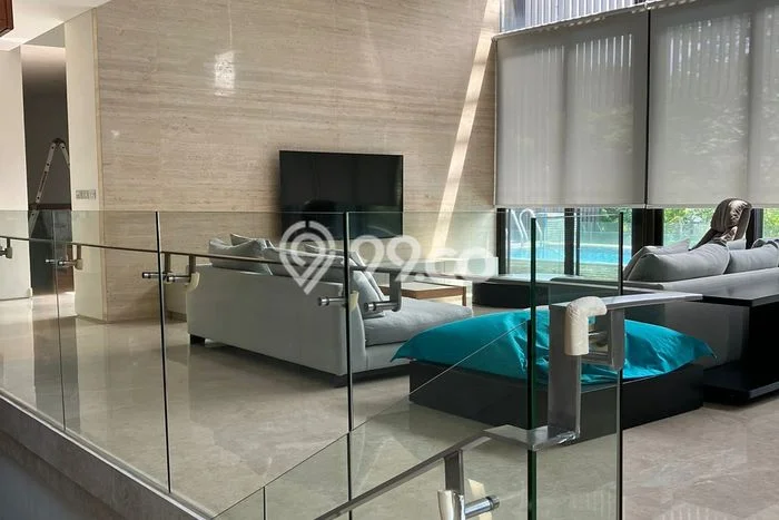 Hunian Mewah LB 1000m2 Siap Huni Desain Elegan di Ancol, Jakarta Utara Hunian Mewah LB 1000m2 Siap Huni Desain Elegan di Ancol, Jakarta Utara