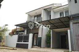 Dijual Hunian Rumah Terawat 3 Kamar di Jatiwaringin, Bekasi Dijual Hunian Rumah Terawat 3 Kamar di Jatiwaringin, Bekasi