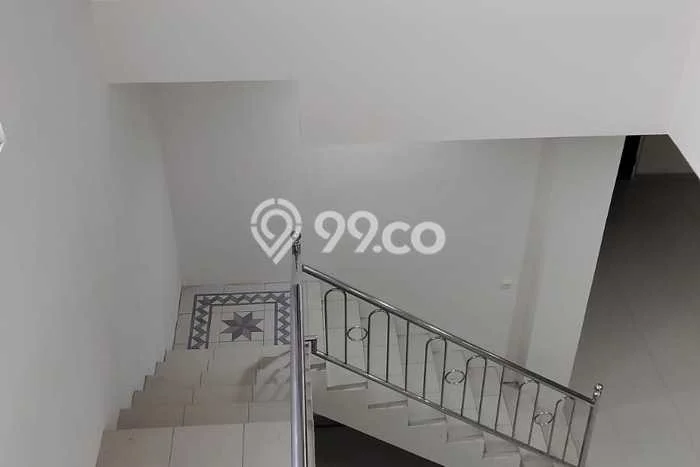 Jarang Ada! Rumah Sewa 5 Kamar Bagus Siap Huni Solo Baru Jarang Ada! Rumah Sewa 5 Kamar Bagus Siap Huni Solo Baru