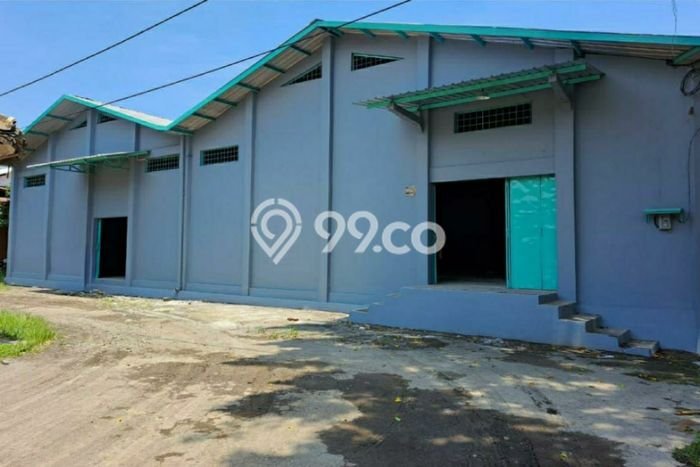 Unit Gudang Disewakan di Kartosuro di Area Ramai & Strategis Unit Gudang Disewakan di Kartosuro di Area Ramai & Strategis