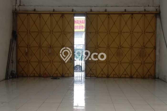 Ruko Dijual Lokasi Emas di Kartasura Luas 240m2 Ruko Dijual Lokasi Emas di Kartasura Luas 240m2