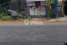 Unit Komersial disewakan di Jebres Solo dengan LT 70m2 / LB 70m2 Unit Komersial disewakan di Jebres Solo dengan LT 70m2 / LB 70m2