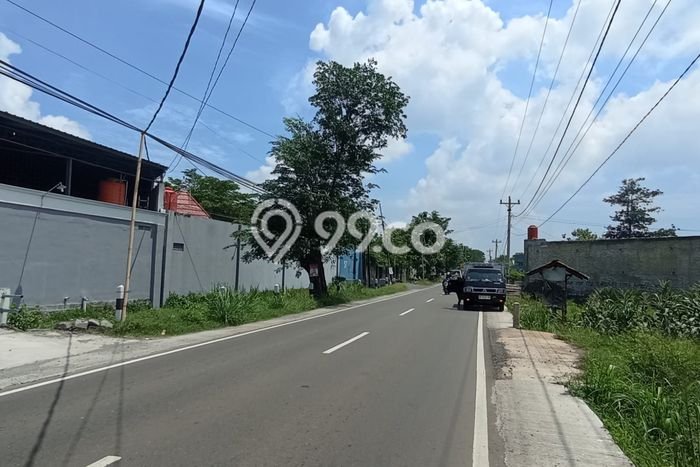 Disewakan Gudang di Colomadu Karanganyar LT 1587m2, LB 1068m2 Disewakan Gudang di Colomadu Karanganyar LT 1587m2, LB 1068m2
