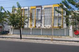 Area Ramai! Ruko Dijual di Serengan untuk Bisnis Luas Bangunan 1125m2 Area Ramai! Ruko Dijual di Serengan untuk Bisnis Luas Bangunan 1125m2