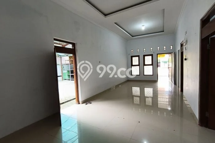 Jarang Ada! Rumah Sewa 5 Kamar Bagus Siap Huni Solo Baru Jarang Ada! Rumah Sewa 5 Kamar Bagus Siap Huni Solo Baru