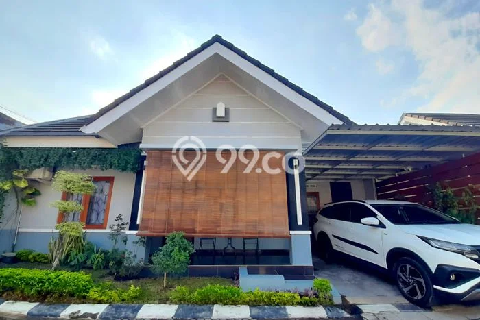 Lokasi terbaik! Rumah siap pakai dikontrakkan di Colomadu LB 90m2 Lokasi terbaik! Rumah siap pakai dikontrakkan di Colomadu LB 90m2