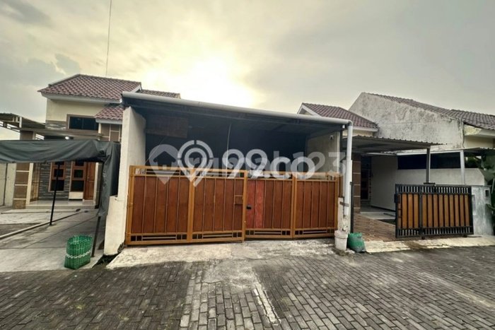 Dijual Cepat Rumah Bagus Siap Huni LB 75m2 di Gondangrejo, Karanganyar Dijual Cepat Rumah Bagus Siap Huni LB 75m2 di Gondangrejo, Karanganyar