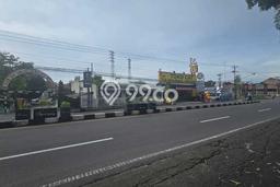 Jarang Ada! Tanah di Laweyan Punya Luas 4159m2 SHM Jarang Ada! Tanah di Laweyan Punya Luas 4159m2 SHM