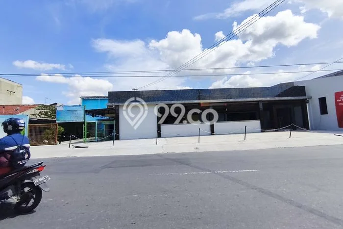 Disewakan Ruko di Banjarsari Solo LT 600m2, LB 500m2 Disewakan Ruko di Banjarsari Solo LT 600m2, LB 500m2