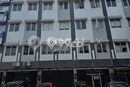Ruko Disewa di Jakarta Utara dengan LB 180m2 Area Komersial Ramai Ruko Disewa di Jakarta Utara dengan LB 180m2 Area Komersial Ramai
