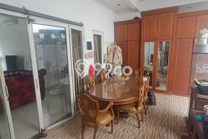 Rumah Elit Modern Tanpa Renovasi di Kota Wisata Bogor Rumah Elit Modern Tanpa Renovasi di Kota Wisata Bogor