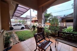 Ready to Use! Luxury House LT 275m2 Desain Elegan di Cipinang Melayu Ready to Use! Luxury House LT 275m2 Desain Elegan di Cipinang Melayu