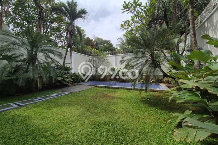 Rumah sewa siap huni 5 KT di Kemang, Jakarta Selatan Rumah sewa siap huni 5 KT di Kemang, Jakarta Selatan