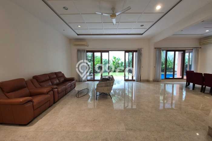 Rumah Sewa Jakarta Selatan LT 600m2 LB 550m2 Kawasan Kemang Rumah Sewa Jakarta Selatan LT 600m2 LB 550m2 Kawasan Kemang