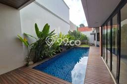 Hunian Minimalis dengan LT 300m2 & LB 475m2 Disewakan di Kemang Hunian Minimalis dengan LT 300m2 & LB 475m2 Disewakan di Kemang