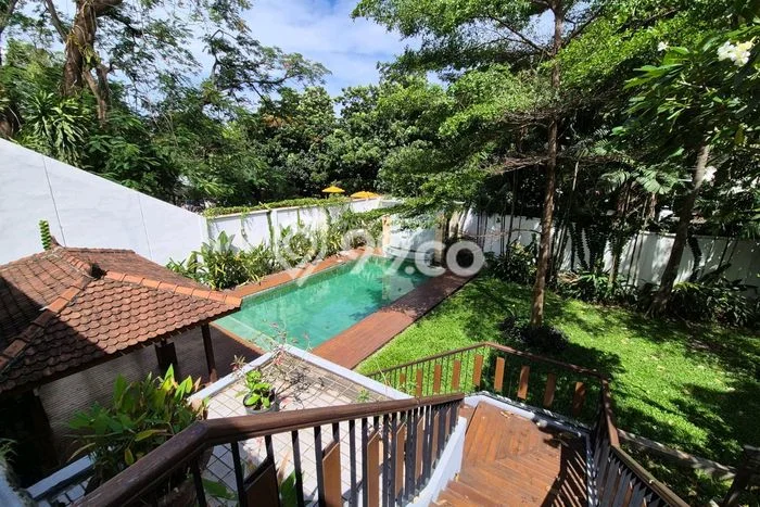 Rumah Disewakan Jakarta Selatan LT 1136m2 LB 573m2 Kawasan Cipete Rumah Disewakan Jakarta Selatan LT 1136m2 LB 573m2 Kawasan Cipete